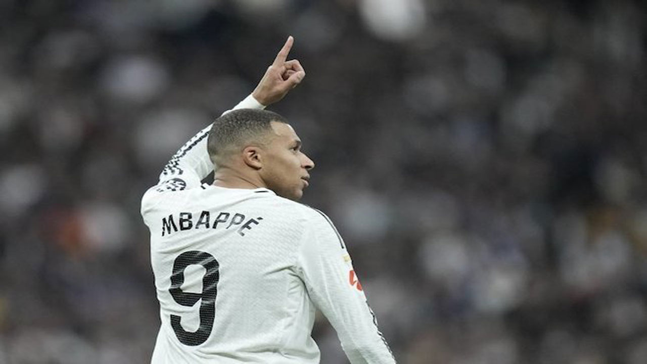 Rahasia di Balik Sukses Mbappe: Mengungkap Peran Sentral Keluarga