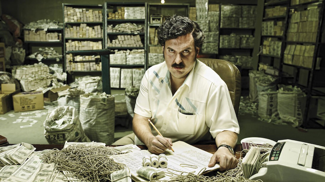 Pablo Escobar: Kisah Sang Raja Kokain dan 3 Teori Penyebab Kematiannya